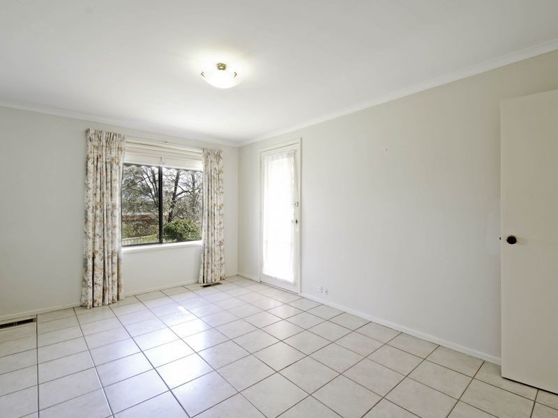 16 Homburg Street, Latham ACT 2615