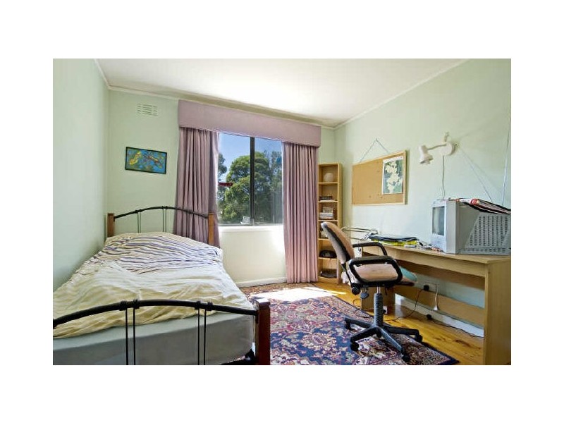 26 Elizabeth Cresent, Macquarie ACT 2614