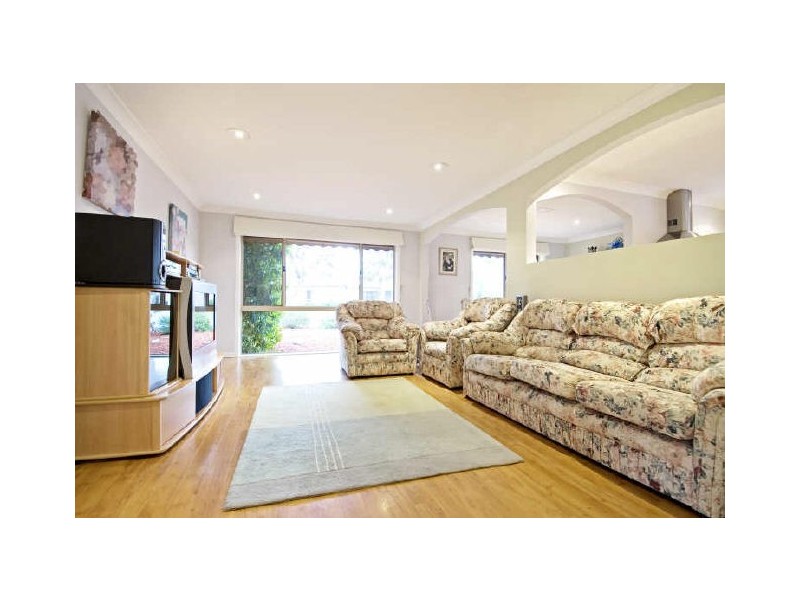 3 Dolling Cres, Flynn ACT 2615