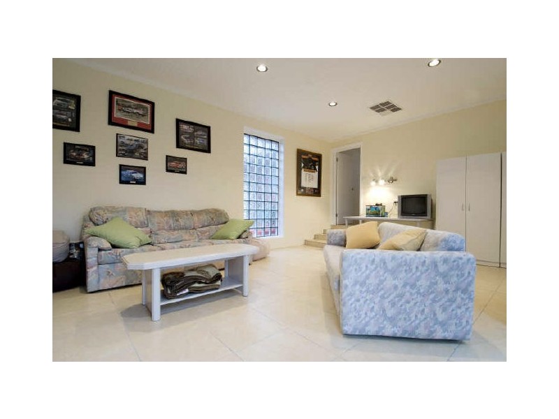 3 Dolling Cres, Flynn ACT 2615