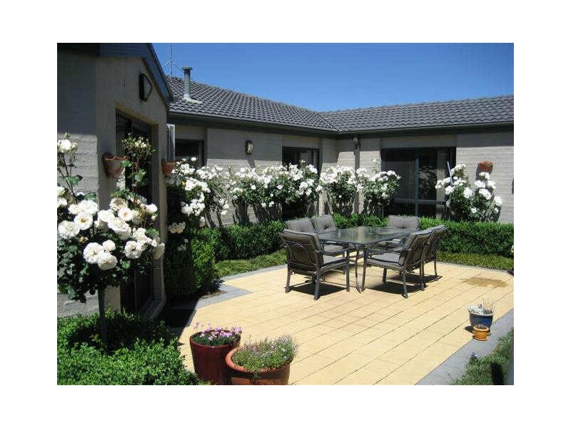 37 Benaroon Street, Amaroo ACT 2914