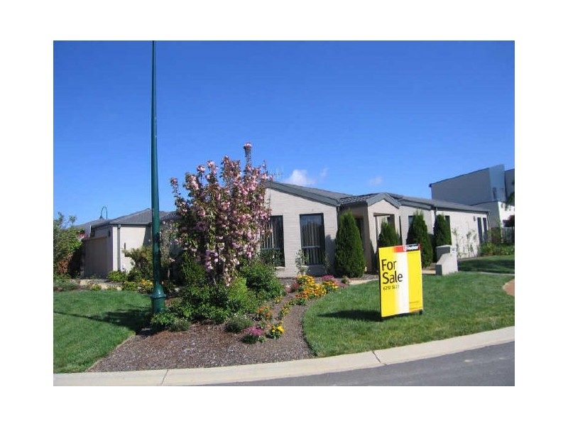 37 Benaroon Street, Amaroo ACT 2914