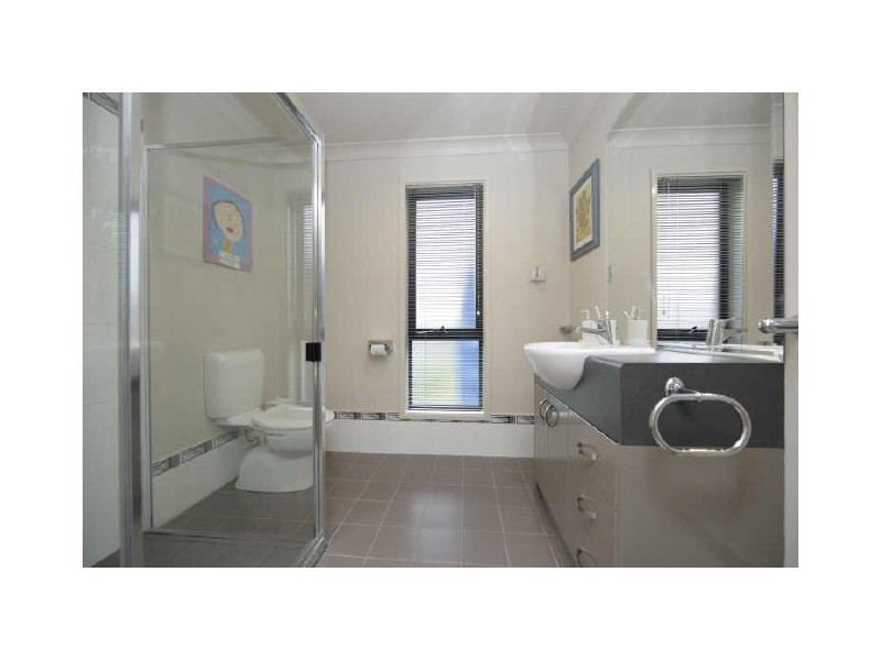 37 Benaroon Street, Amaroo ACT 2914