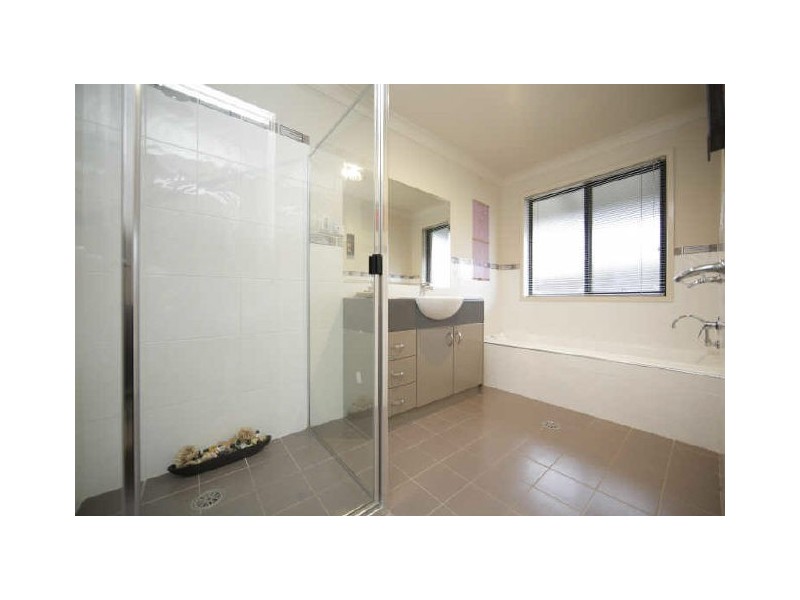 37 Benaroon Street, Amaroo ACT 2914