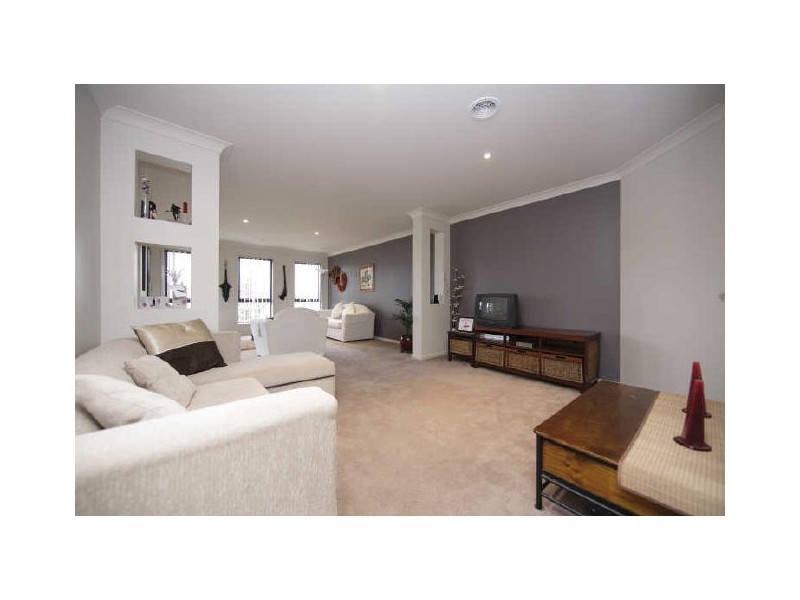 37 Benaroon Street, Amaroo ACT 2914