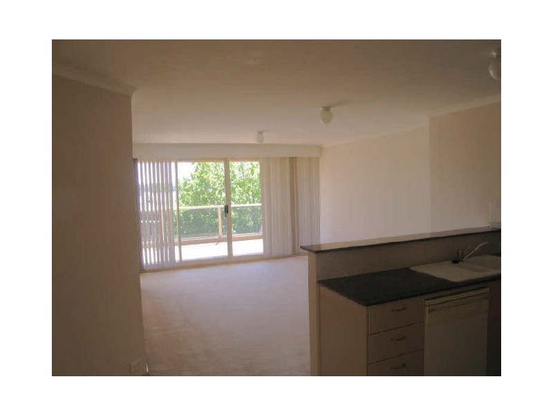 17B/9 Chandler Street, Belconnen ACT 2617