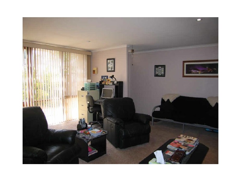 16 Fenwick Place, Belconnen ACT 2617