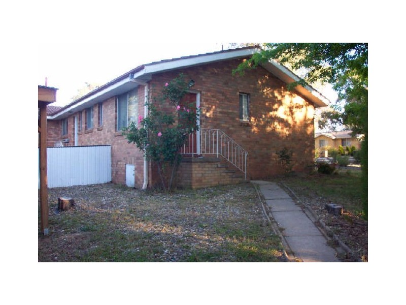 12 Ogilby Crescent, Page ACT 2614