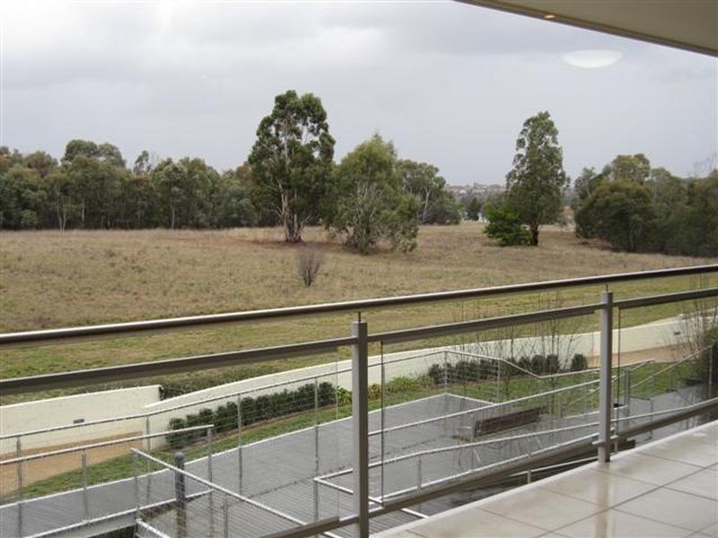 20/20 Beissel Street, Belconnen ACT 2617