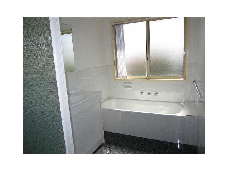 8/11 “Woodleigh Park” Everard St, Palmerston ACT 2913