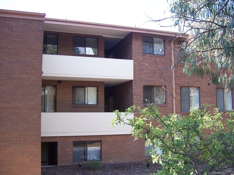 1/32 Springvale Drive, Hawker ACT 2614