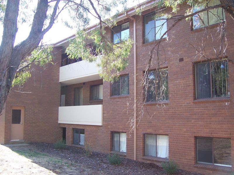 1/32 Springvale Drive, Hawker ACT 2614