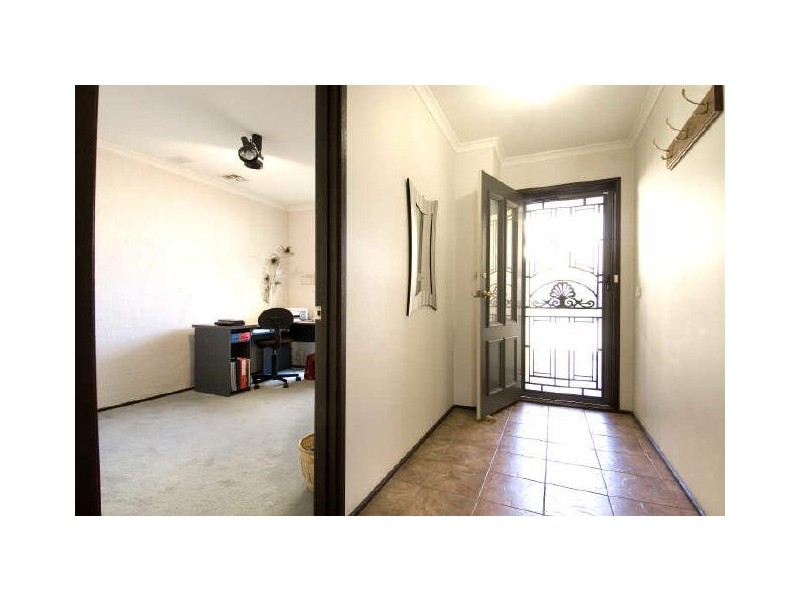 10/3 Tauss Place, Bruce ACT 2617