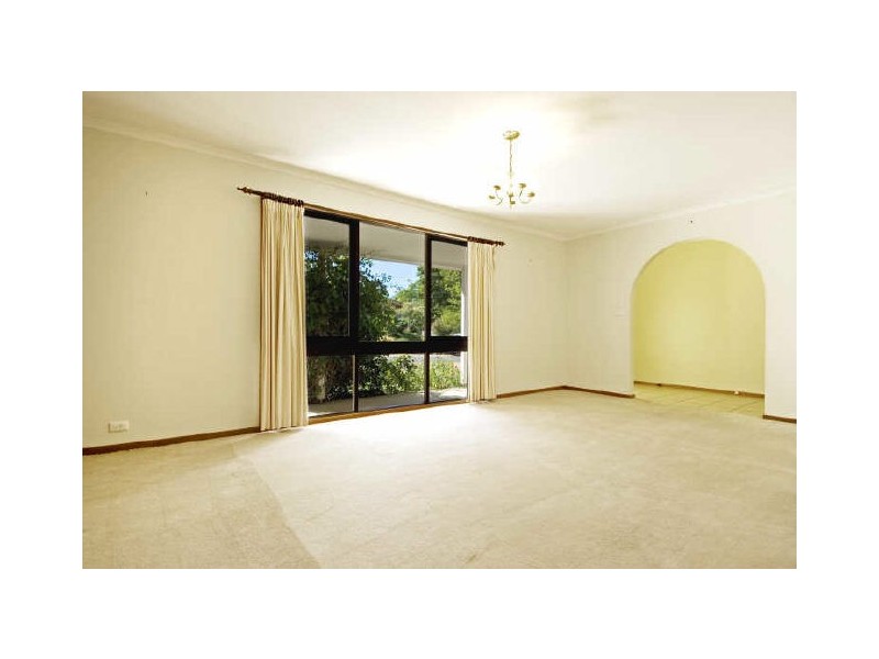 38 St John Crescent, Florey ACT 2615