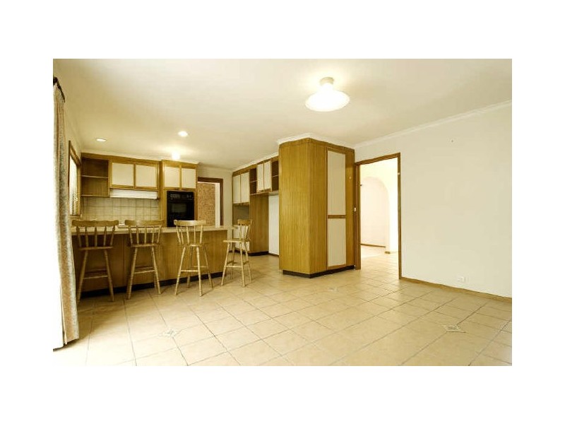 38 St John Crescent, Florey ACT 2615