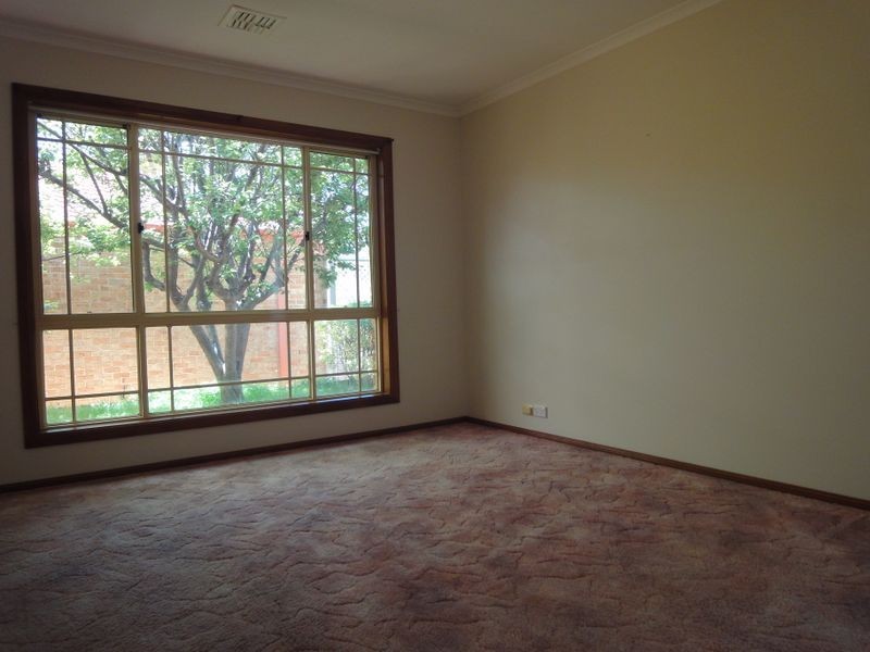 8 Pryton Close, Palmerston ACT 2913