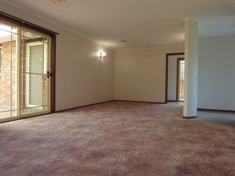 8 Pryton Close, Palmerston ACT 2913