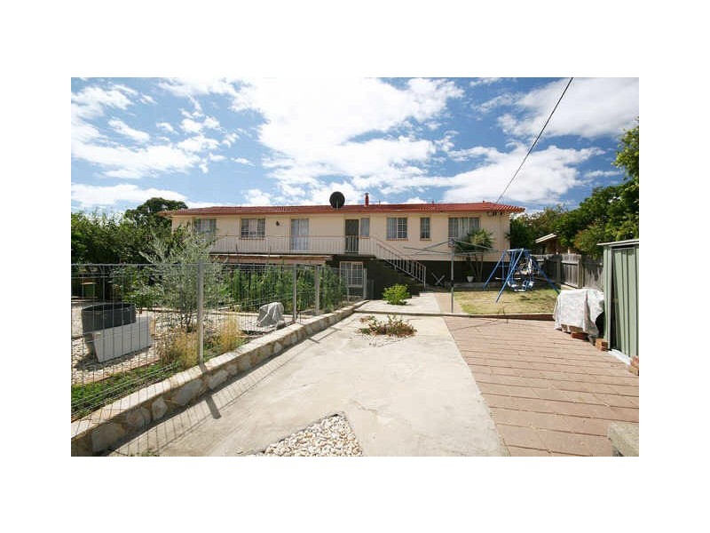 4 Zelman Place, Melba ACT 2615