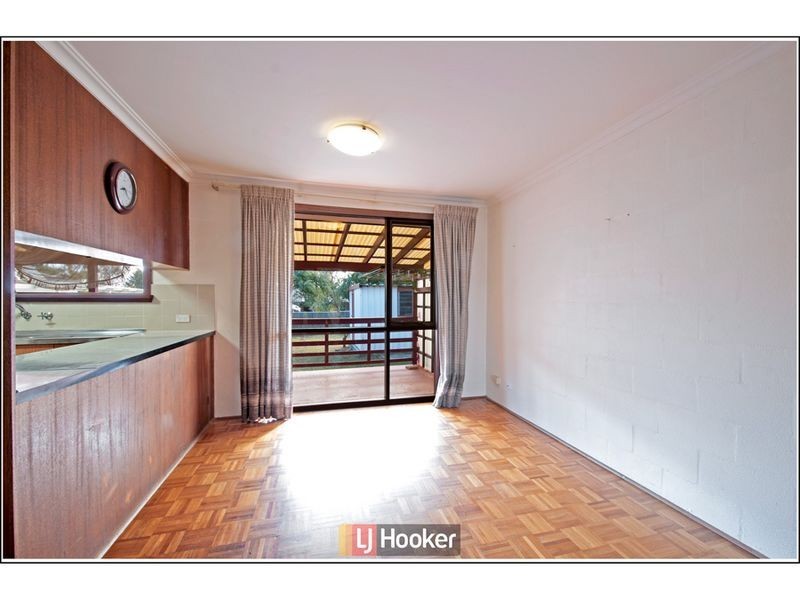 50 Belconnen Way, Page ACT 2614