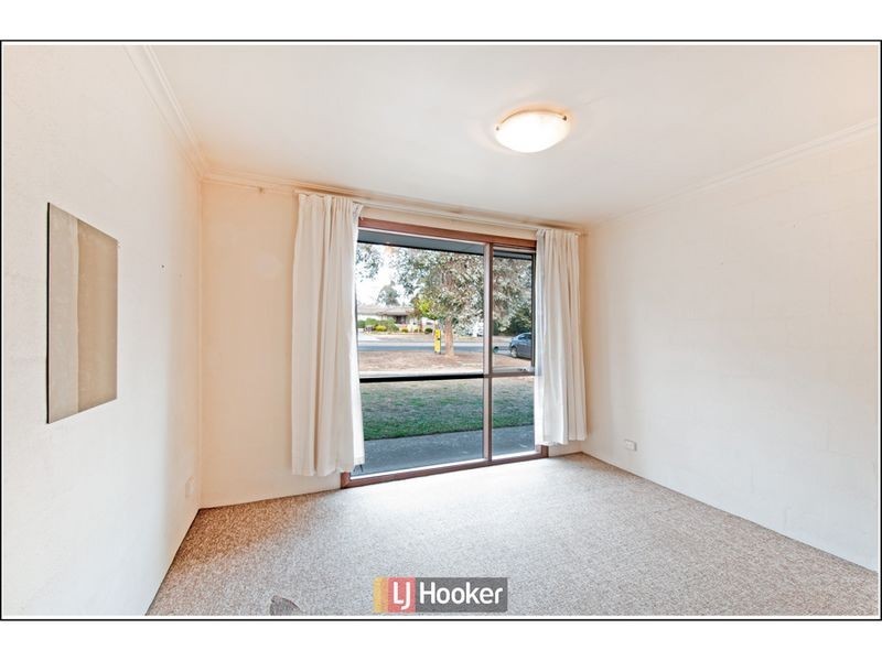 50 Belconnen Way, Page ACT 2614