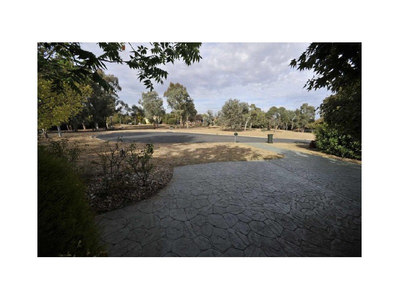 15 Rolland Place, Flynn ACT 2615