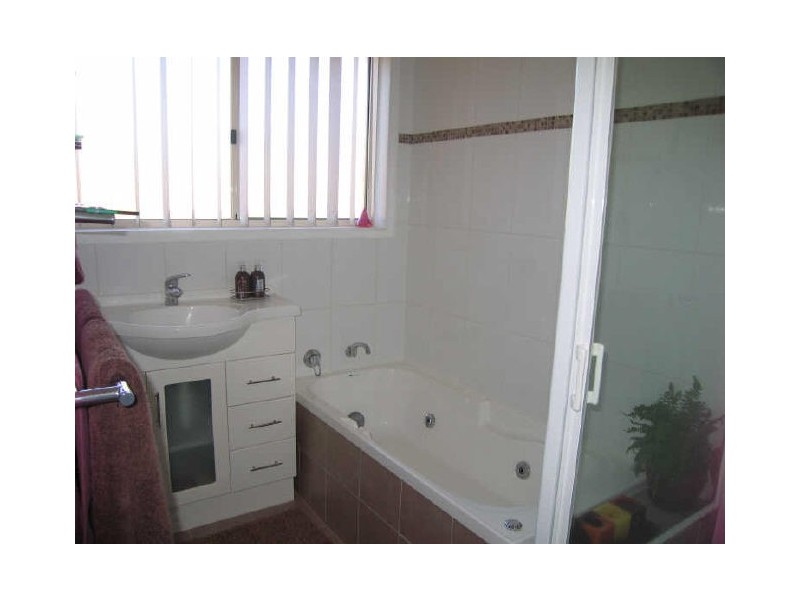 58 Hensman Street, Latham ACT 2615