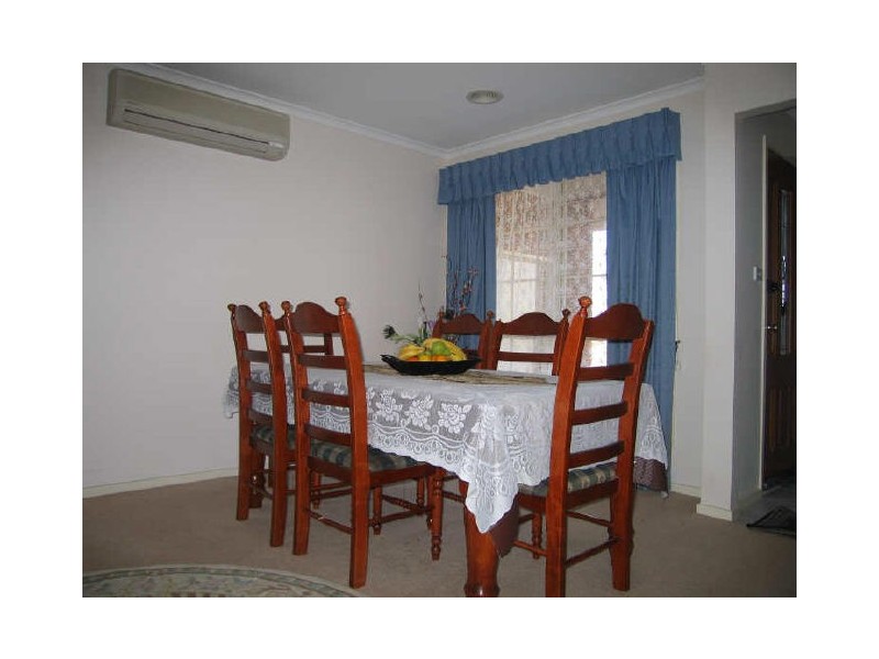 1/8 Biddell Place, Nicholls ACT 2913