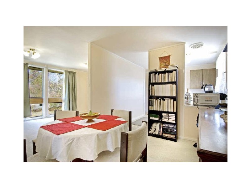 4 Longworth Place, Holt ACT 2615