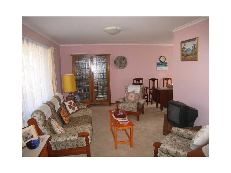 28 Whittell Crescent, Florey ACT 2615