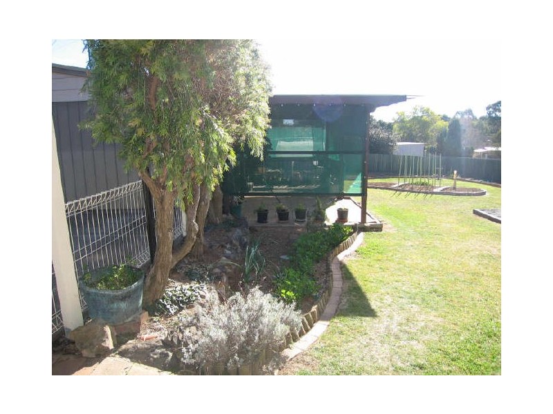 28 Whittell Crescent, Florey ACT 2615