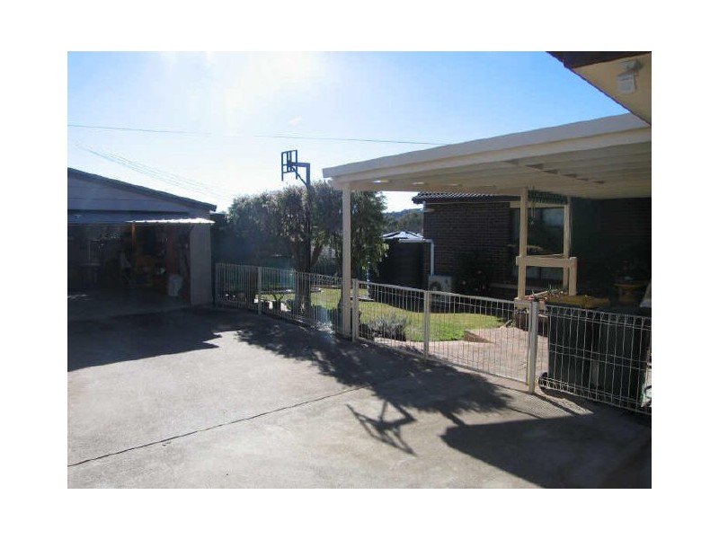 28 Whittell Crescent, Florey ACT 2615