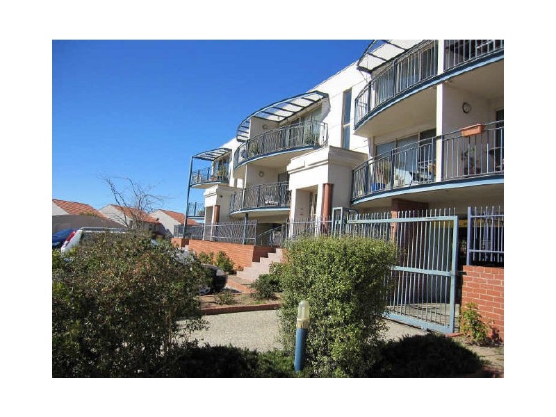 17/2 Ranken Place, Belconnen ACT 2617