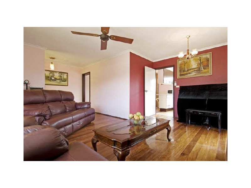 104 O’Loghlen Street, Latham ACT 2615
