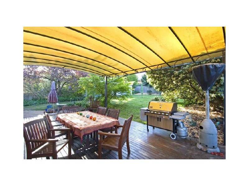 33 Stewart Crescent, Melba ACT 2615