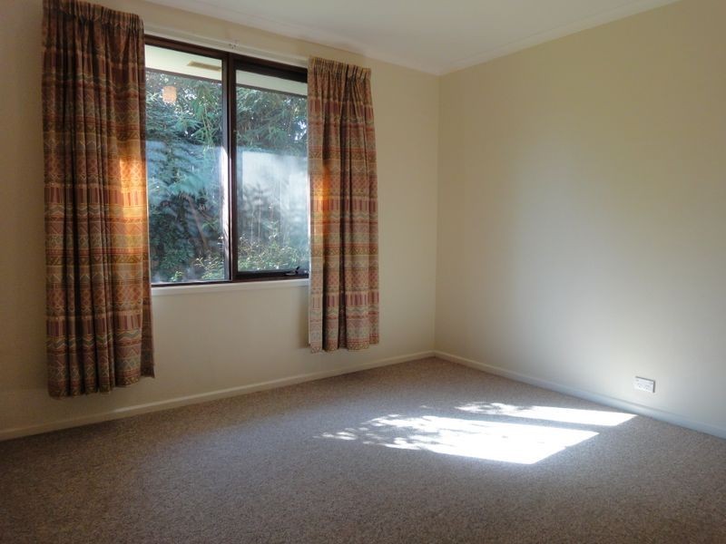 23 Mathieson Crescent, Weetangera ACT 2614
