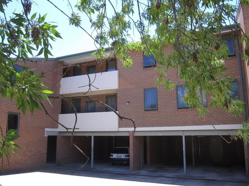 14/26 Springvale Drive, Hawker ACT 2614