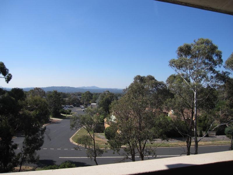 14/26 Springvale Drive, Hawker ACT 2614