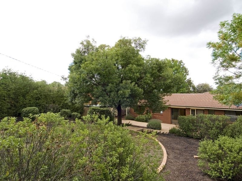 33 Sharwood Crescent, Evatt ACT 2617