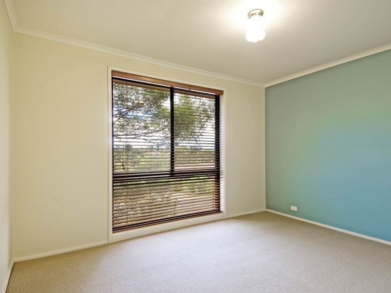 33 Sharwood Crescent, Evatt ACT 2617