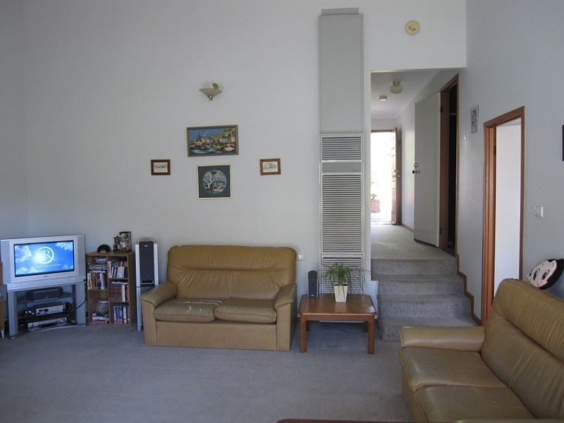 2/6 Berra Court, Ngunnawal ACT 2913