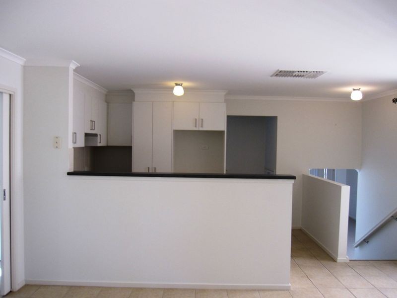9 Favco Place, Dunlop ACT 2615