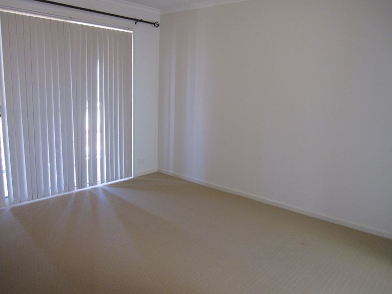 9 Favco Place, Dunlop ACT 2615