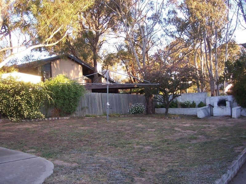 40 Baddeley Crescent, Spence ACT 2615