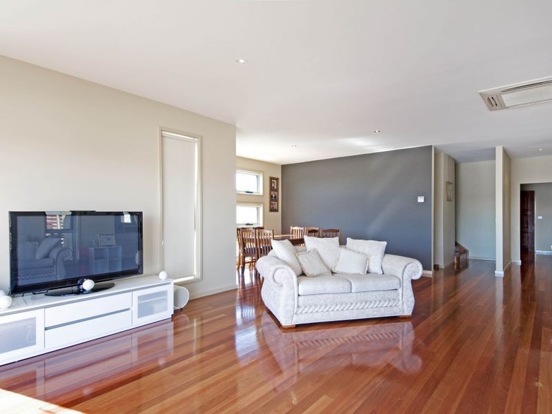 311 Gundaroo Drive, Gungahlin ACT 2912