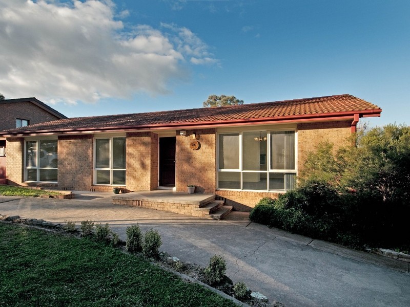 26 Handcock Crescent, Macgregor ACT 2615