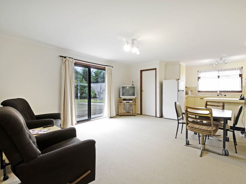 4 Sloane Place, Florey ACT 2615