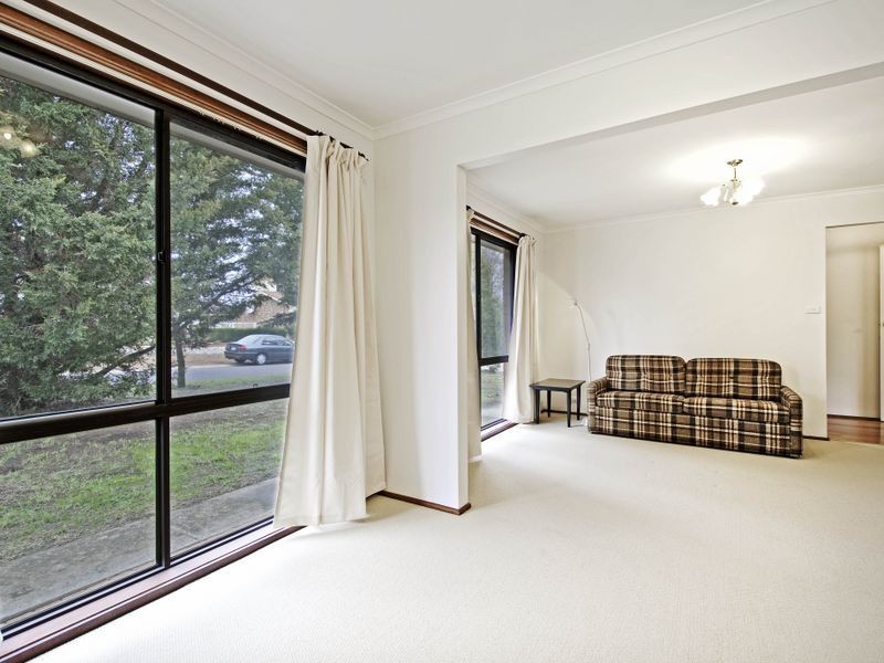4 Sloane Place, Florey ACT 2615