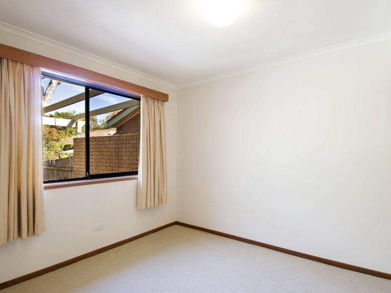 11 Collicott Circuit, Macquarie ACT 2614