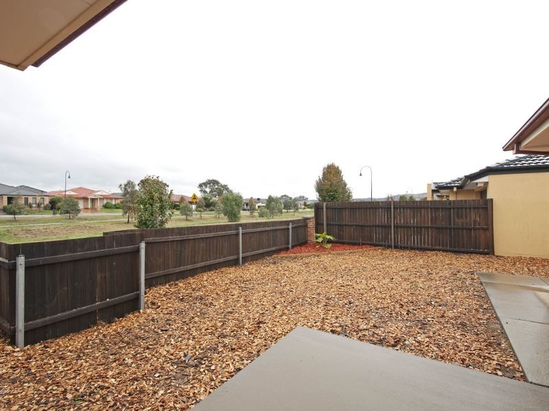 1 Ayrton Street, Gungahlin ACT 2912