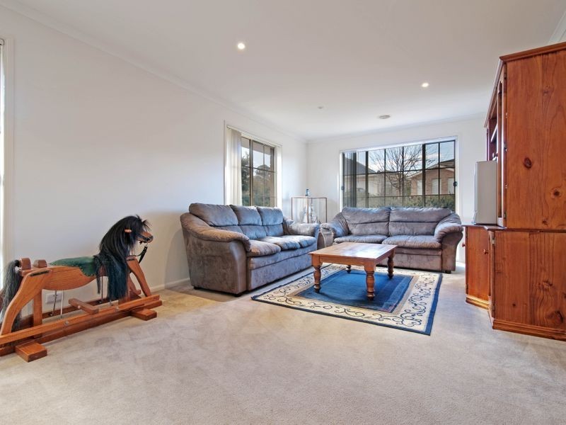 4 Polilight Street, Dunlop ACT 2615